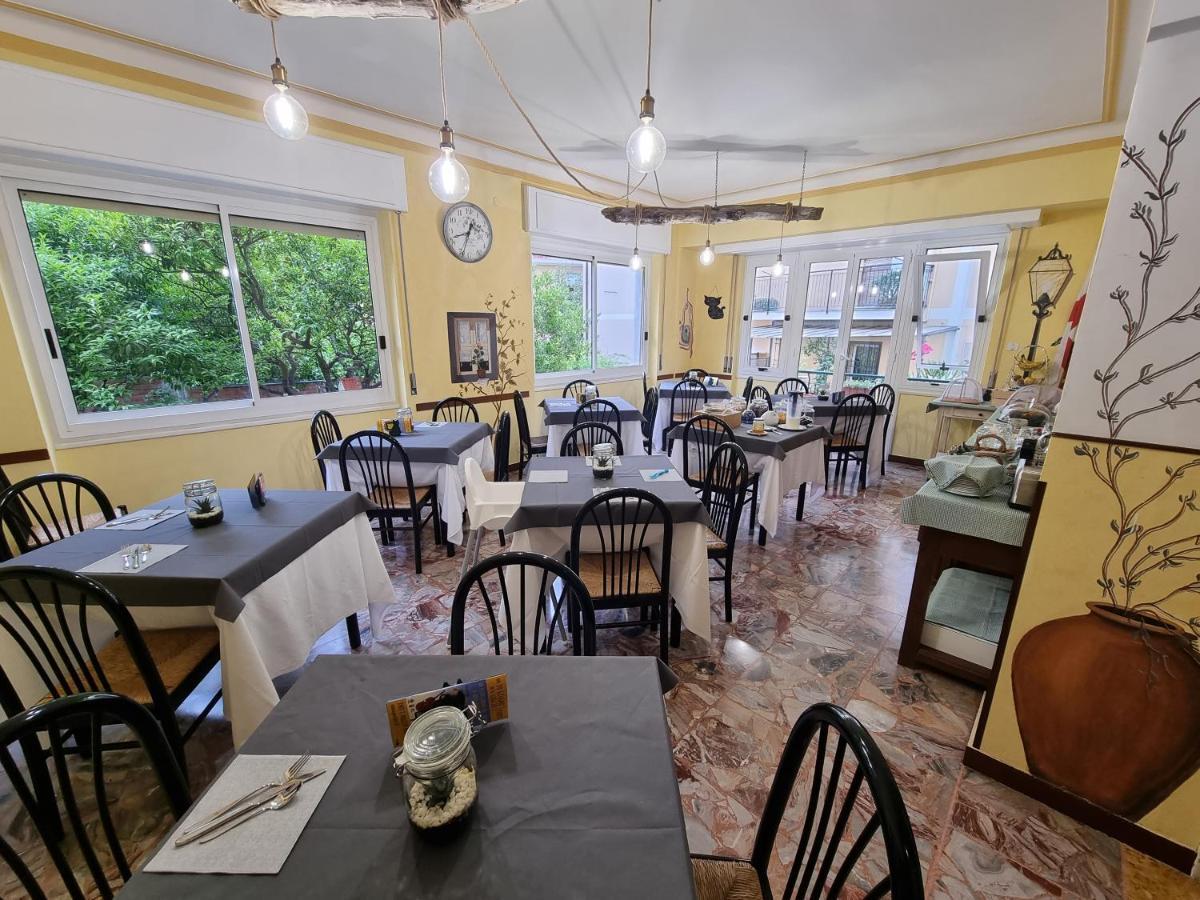 Villa Pina Laigueglia Bagian luar foto