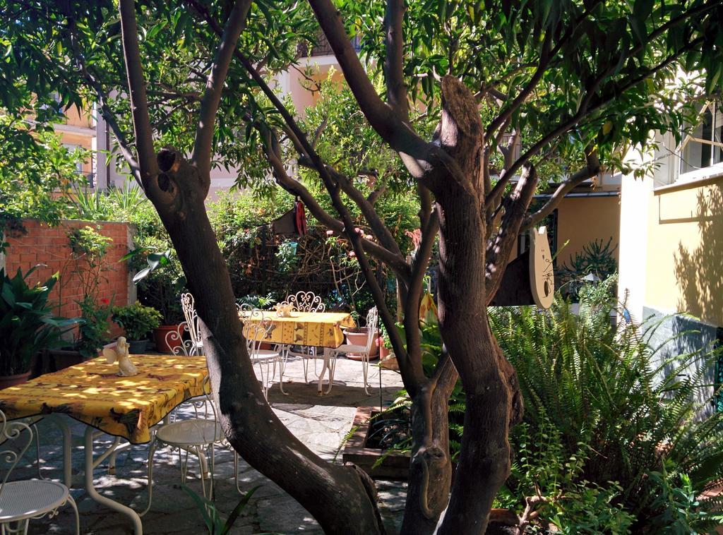 Villa Pina Laigueglia Bagian luar foto